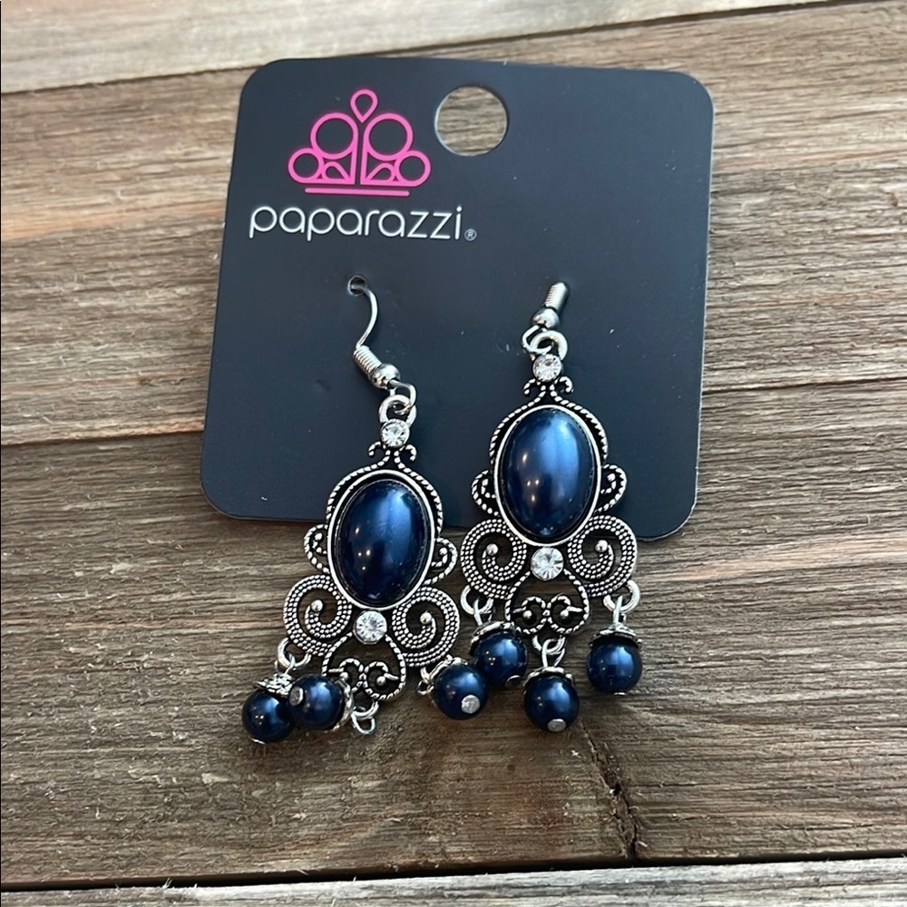 ❄️ Paparazzi | Silver and Black Chandelier Earrings Boho Date Night